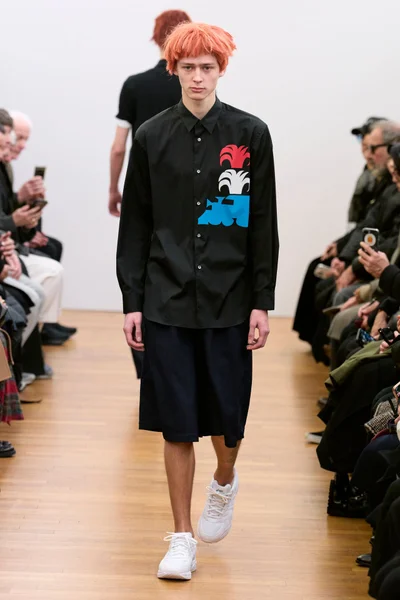 Look 12